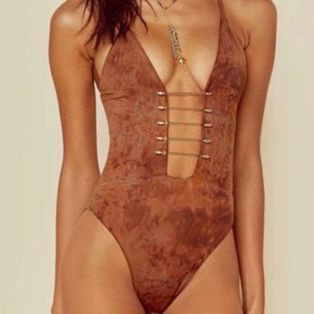 ✨NWOT Blue Life Spear One Piece